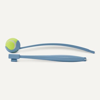 Amazon Basics Dog Ball Launcher with Detachable Handle, Tennis Ball Included, Plastic Pet Fetch Thrower - Image 3