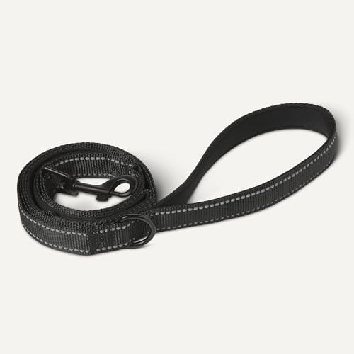 Amazon Basics Dog Leash, 4ft with 2 Comfortable Dual Padded Handles for Traffic Control, Highly Reflective Leashes for Large & Medium Dogs, Night Safety, Easy Snap Hook, Black - Image 4
