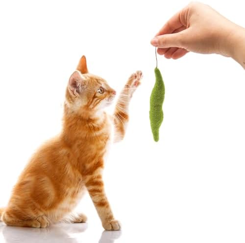 Glaciart One Green Beans Cat Toy – 5 Pcs | Soft Fuzzy Enrichment 100% Natural Wool - Interactive Catnip Play Cat Toy Set - Safe for Pets, Non-AZO Colored Dyes - Image 4