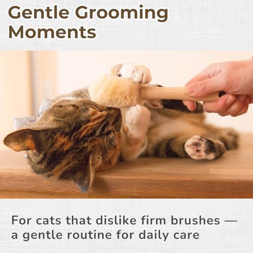 Wablade Cat Brush for Sensitive Cats & Kittens, Soft, 7.5", Made in Japan - Image 3