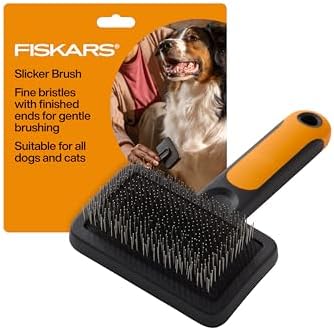 Fiskars Pet, Cat and Dog Brush, Fine Bristles & SoftGrip Handle for Gentle Grooming and Deshedding, Cat and Dog Supplies, Orange/Black by Unknown