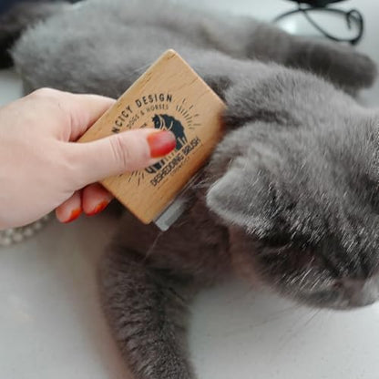 Deshedding Brush for Cat & Small Pets - Image 5