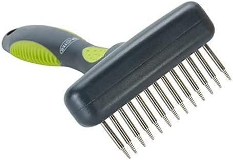 KRUUSE Buster Flexible Undercoat Rake 13 Short Pins Green - Gentle Grooming Tool for Dogs by Kruuse