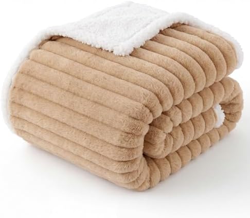Bedsure ComfyFleece™ Waterproof Dog Blankets for Small Dogs,25x35 by BEDSURE