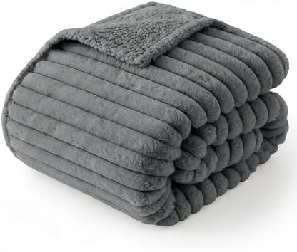 Bedsure ComfyFleece™ Waterproof Dog Blankets for Medium Dogs 30"x40" by BEDSURE