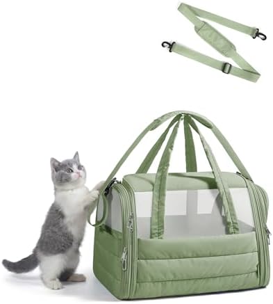 BAGSMART Cat Carrier Soft-Sided Puffy Quilted Collapsible Pet Travel Bag by BAGSMART