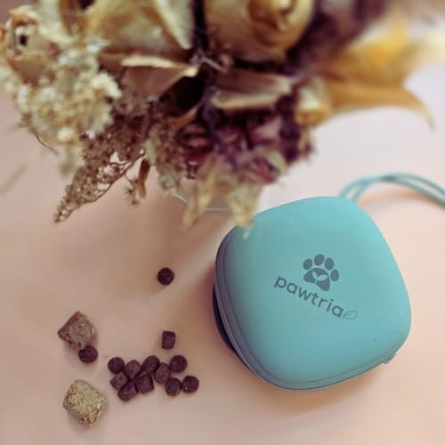 Pawtria BPA Free Silicone Dog Treat Pouch, Matte Cream - Image 3