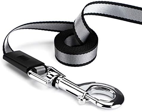 Segarty 26 Ft Retractable Dog Leash, 8m Retractable Leash for Medium Larger Dogs Up to 110 Lbs, 1 Button Break & Lock, 360 Tangle-Free, Heavy Duty Long Dog Lead for Training Running Walking - Image 3
