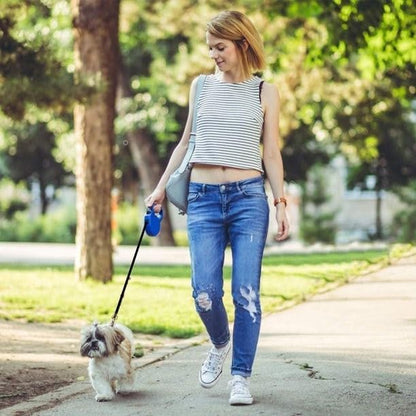 Retractable Dog Pet Leash Up to 110 lbs 26' Feet Rope Lead