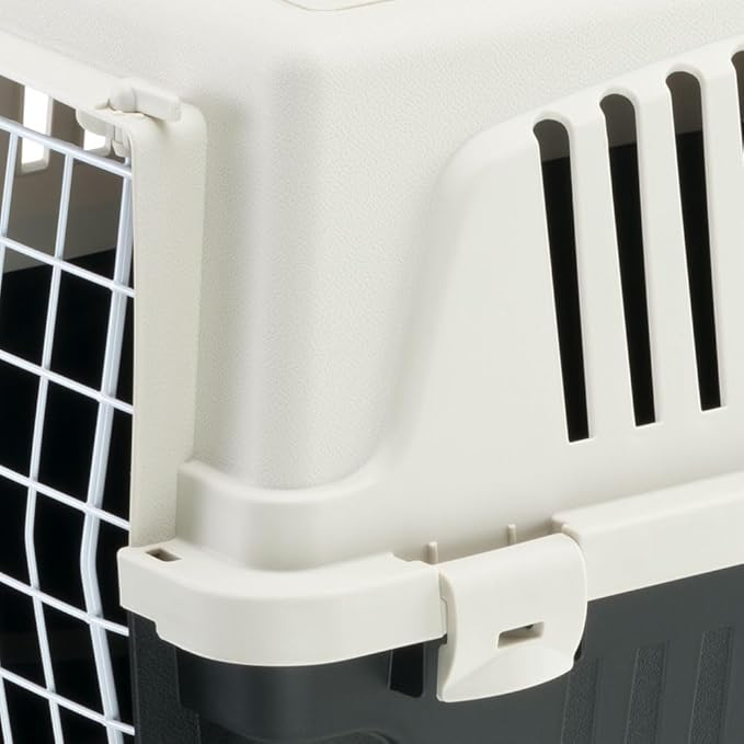 Ferplast Cat Carrier Small Dog Carrier, Secure, Practical, Easy to Clean, Durable Pet Dog/Cat Travel Box Cage up to 8 Kg. 58 x 37 x h 32 cm. Black