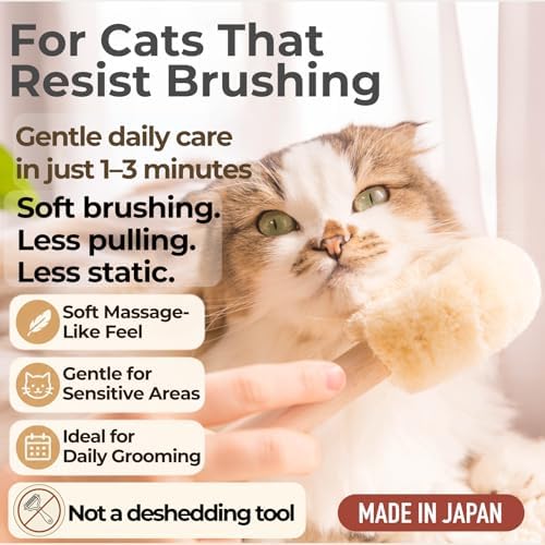 Wablade Cat Brush for Sensitive Cats & Kittens, Soft, 7.5", Made in Japan - Image 2