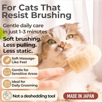 Wablade Cat Brush for Sensitive Cats & Kittens, Soft, 7.5", Made in Japan - Image 2