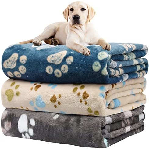 Rezutan Blanket for Large Dogs & Cats Soft Reversible Cute Paw 40"x31" by Rezutan