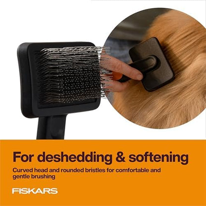 Fiskars Pet, Cat and Dog Brush, Fine Bristles & SoftGrip Handle for Gentle Grooming and Deshedding, Cat and Dog Supplies, Orange/Black - Image 3