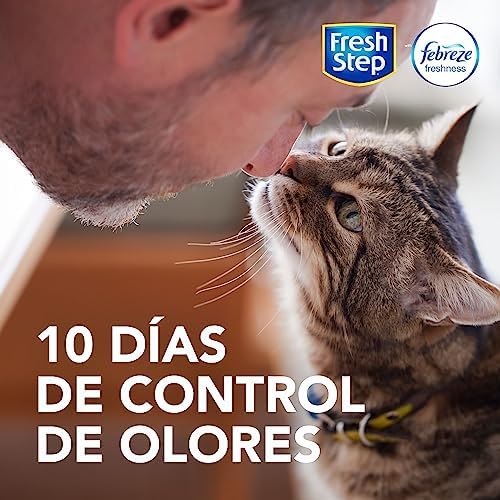 Fresh Step Extreme Clumping Litter with Febreze Freshness, Mountain Spring Scent Clumping Cat Litter with Guaranteed Odor Control, 14 lb. Box (Pack of 3) - Image 4