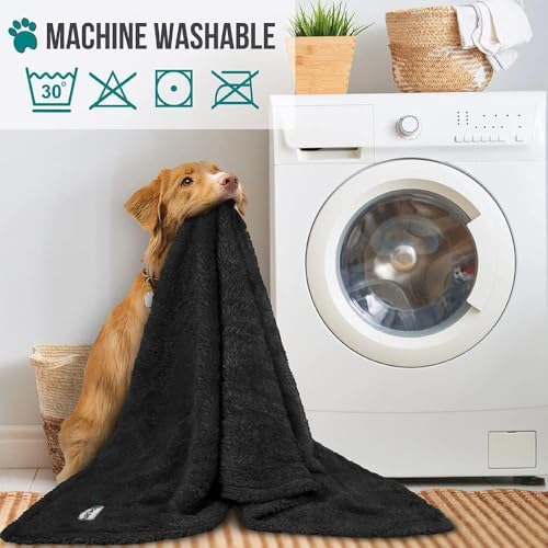 PetAmi Soft Plush Sherpa Dog Blanket for Pet Cat, Small 24x32, Black - Image 6