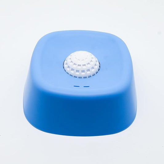 No Spill Dog Bowl with Raised Perimeter, Anti-Slip Slow Feeder for Liquid Treats, Blue/Black Colors, Multi-Purpose for Dogs and Cats (Blue)