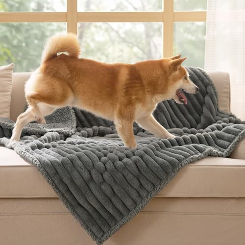 Bedsure ComfyFleece™ Waterproof Dog Blankets for Large Dogs,40x50 - Image 5