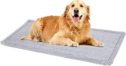 Kifmurase Backseat Pet Bed Mat, Dog Car Seat Cover for Back Seats, Dog Bed for Car, Non-Slip Travel Pet Mat, Fuzzy Seat Protector for Backseat Extenders, Trucks, SUVs