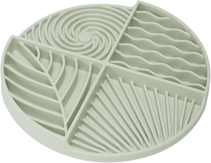 Slow Feeder Dog Bowls, Lick Mat for Dog, Silicone Dog Feeding Bowls with Suction Cups, Green