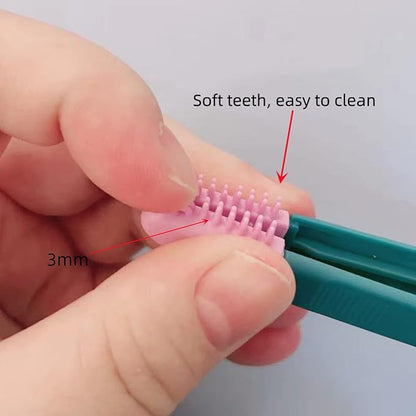 Cat Grooming Brush - Pet Eye and Acne Cleaner, Tear Stain Remover Comb for Small Dogs and Cats