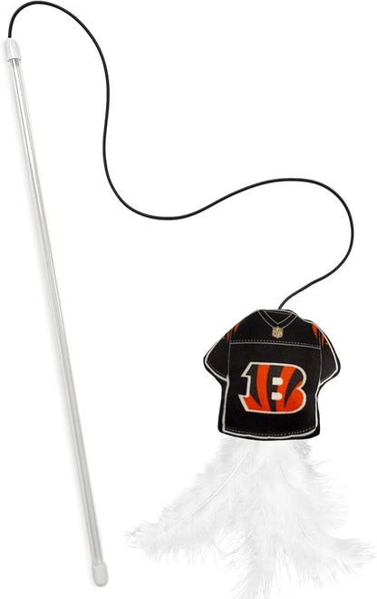 NFL Cincinnati Bengals Team Jersey Wand with CAT NIP, Cat Toy Jersey Shaped Plush Teaser Toy for Cats & Kittens - Interactive Pet Toy for Play & Exercise