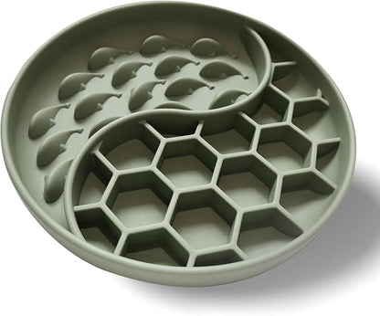 Slow Feeder Dog Bowls,Silicone Cat Feeding Bowls with Suction Cups, Anti-Choking, Non-Slip Design, Reduces Boredom, Anxiety, Ideal for Medium to Small Dogs & Cats(Olive Green)