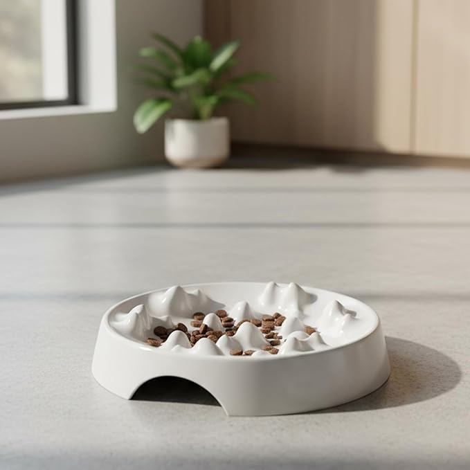 CatGuru Cat Bowls, Whisker Friendly Food Bowl for Indoor Cats, Reliefs Whisker Fatigue, Wide Kitten Dish, Non Slip Pet Dishes, Shallow Pet Plates (Marshmallow, (Pack of 2))