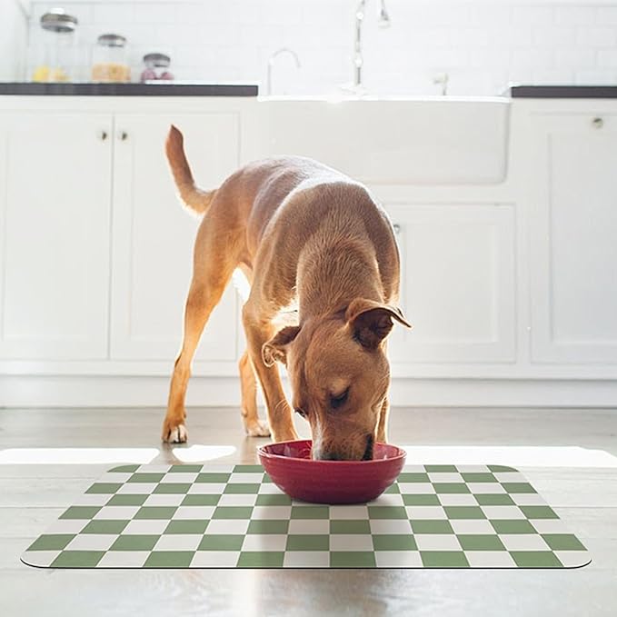 Checkered Dog Food Mat, Absorbent Leak-Proof Pet Feeding Mat, Quick Dry Cat Food Mat for Messy Drinkers 16" x 24" Green