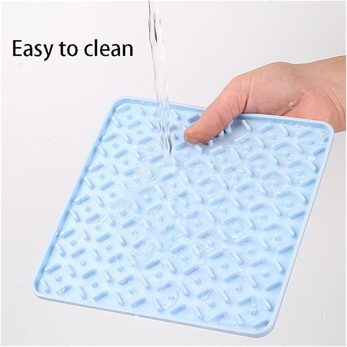 Pet Placemat, Silicone Slow Feeder Mat for Cats and Dogs - Lick Mat & Food Pad with Non-Slip Base for Mess-Free Eating, Stress Relief, and Portion Controlv(4)