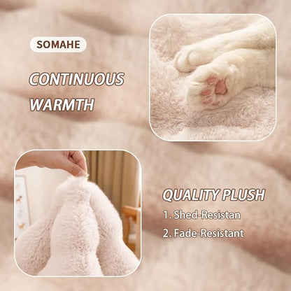 Large Dog Bed Mat, Extra Large Plush Faux Fur Washable Pet Bed for Large Dogs, Non-Slip Fluffy Dog Mat – Machine Washable XL Dog Sleeping Pad for Large Breeds, 35 x 27 Inch White