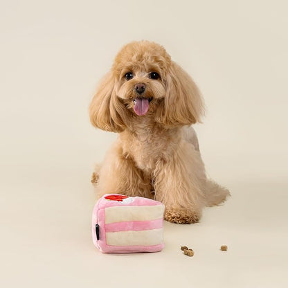 CHEWFFON Dog Birthday Enrichment Toys, Interactive Puppy Puzzle Toy, Crinkle Squeaky Puppy Toy for Boredom, Strawberry Cake Snuffle Toys for Mental Stimulation for Small and Medium Dogs