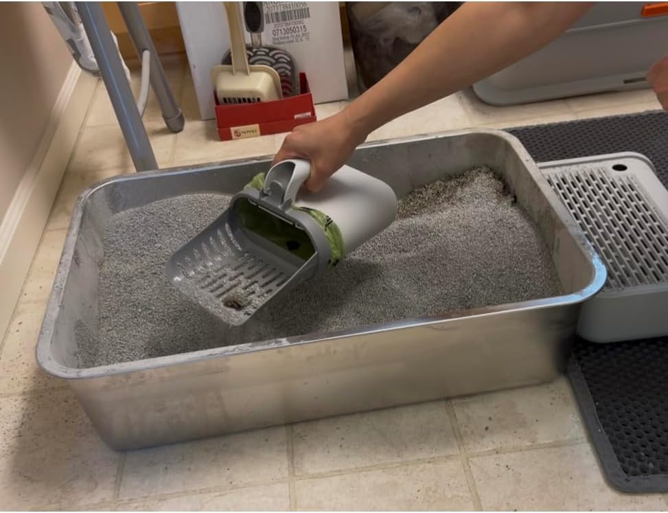 Cat Litter Scooper with Holder, Upgraded Cat Litter Shovel with Bags, Cat Scooper with Extra 60Count Litter Waste Bags, Large Capacity Portable Litter Shovel - Image 5