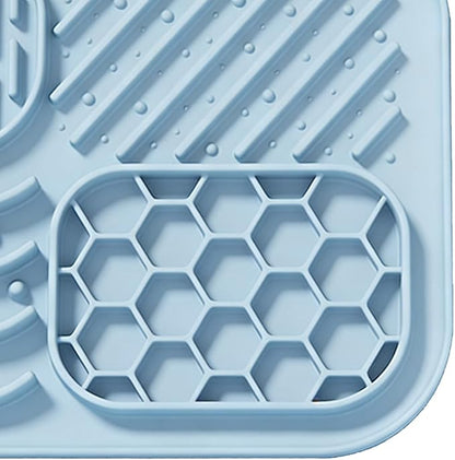 Non-Slip Silicone Mat, Puzzle Feeding Tray for Pets, Medium Size Treat Enrichment Tool, Suction Base Food Puzzle Detail, Dog Cat Feeding Category Accessory, Interactive Pad