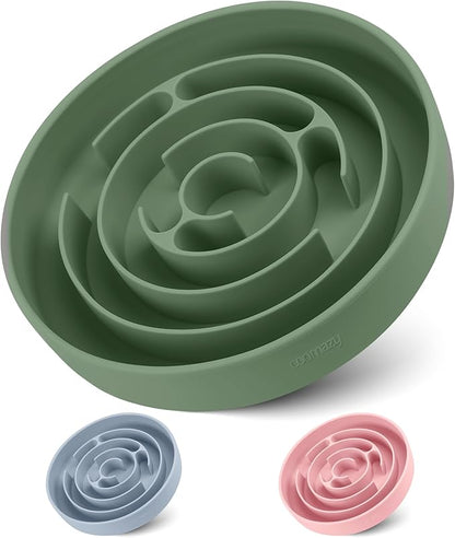 Coomazy Extra Large Slow Feeder Bowl, Silicone Dog Bowl with Suction Cups, Slow Feeder & Non-Slip Design, Boredom and Anxiety Reducer, Suitable for Large Dogs, Avocado Green, 5 Cup