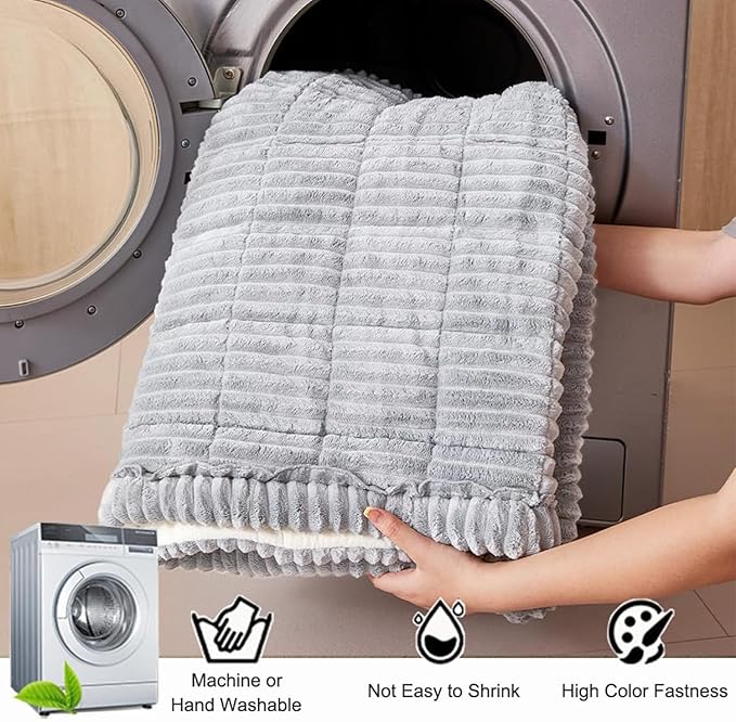 Backseat Dog Bed Mat for Car Seat Cover, Non-Slip Pet Bed Mat for Back Seat Extender, Furry Dog Couch Covers, Washable Travel Dogs Bed for Cars, SUVs, Sedans. (55" x 21.3") (Light Grey, M)