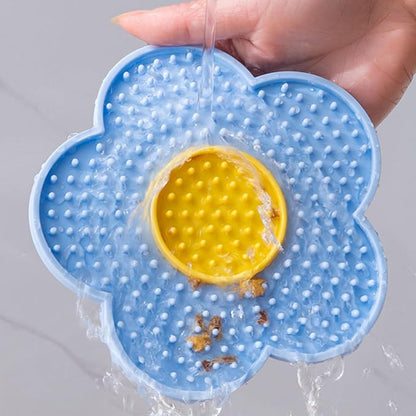 Cats Lick Pad with Suctions Cup Slow Feeders Licking Mat Flower Shape Silicone with Suctions Cup Dog Mat Silicone Dog Treat
