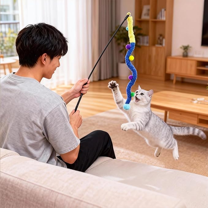 Collapsible Window Perch for Indoor Cats, Large Cats & Kittens - Equipped with a Cat-Catching Stick, Solid Metal Frame, Soft Cover, Strong 4 Suction Cup Wall Mount