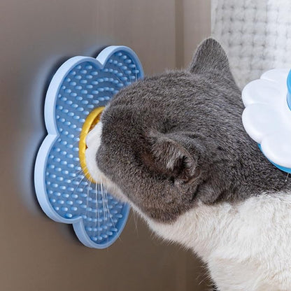 Cats Lick Pad with Suctions Cup Slow Feeders Licking Mat Flower Shape Silicone with Suctions Cup Dog Mat Silicone Dog Treat