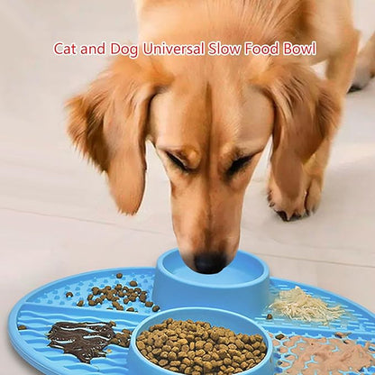 Suction Cup Pet Drinking Licking Pad Silicone Dogs Lick Pad Cats Bath Slow Eating Feeders Puppies Anti-Choking Mat Feeder Bowl Silicone Food Bowls for Cats to Down Eating