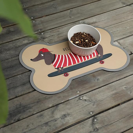 Le couranT Feeding Plastic Placemat for Food and Water Bowl, Absorbent-No Stains Quick Dry Dog Water Bowl Dispenser with Waterproof-Anti-Slip Backing Pet for Messy Drinkers, Lovely Dachshund-12x19 in