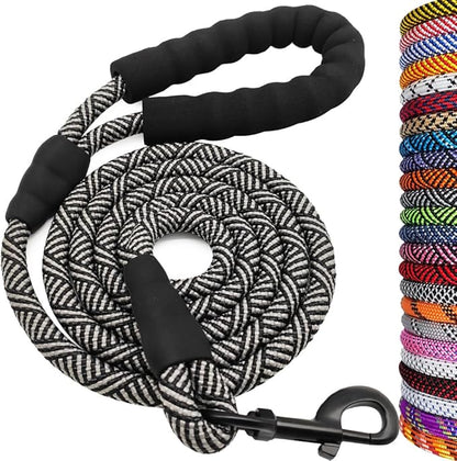 MayPaw Heavy Duty Rope Dog Leash, 3/4/5/6/7/8/10/12/15/20/30 FT Nylon Pet Leash, Soft Padded Handle Thick Lead Leashes for Large Medium Dogs (Black, 1/2" * 4')