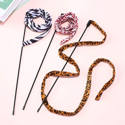 Sumind 3 Pieces Jungle Cat Wand Cat Teaser Charmer Interactive Fun Toys Wand Kitten Kitty Playing Toy, 3 Styles(Classic Color)
