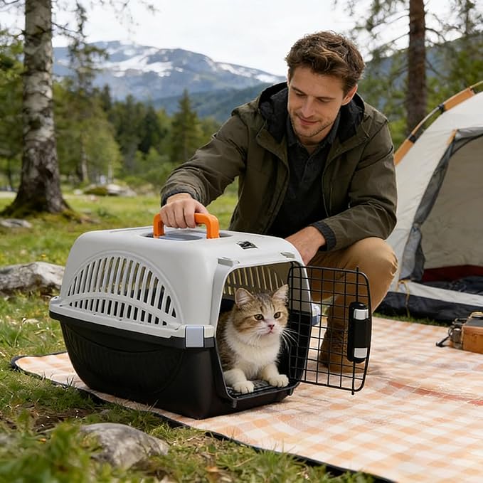 Airline Approved Dog Carrier, Hard-Sided Cat Carrier with Detachable Food Bowl, Portable Dog Crate for Small Dogs and Cats, Ideal for Travel, Car, and Outdoor Use (Black)