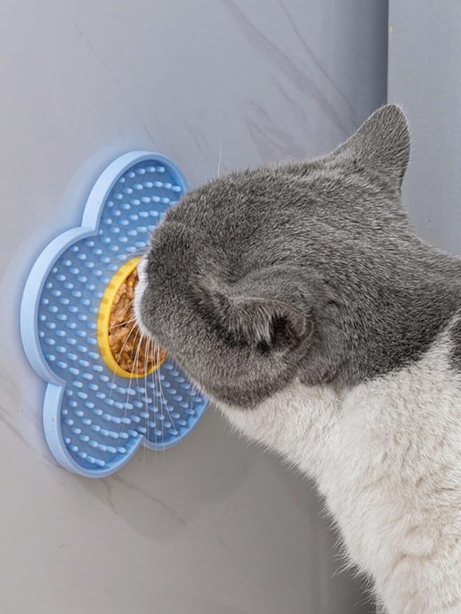 QWINEE Lick Mat for Dogs Cats Flower Shaped Pet Slow Feeder Dog Cat Puppy Bowl Lick Pad for Dog Fun Alternative to Slow Down Eat for Small Medium Large Dogs Blue one-Size