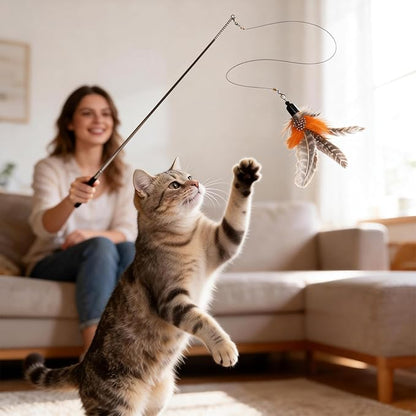 whitefeather Cat Wand Toy – Ultra-Light 33g Retractable Teaser (9–31.5") with 6 Natural Feather Heads, 2 Replacement Strings & Clip-On Pouch – Safe, Washable & Perfect for On-The-Go Play
