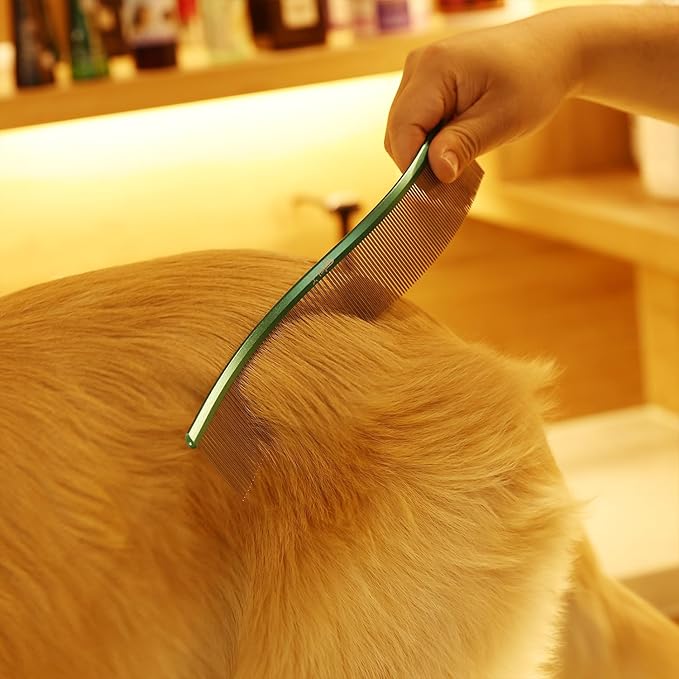 Pet Comb Stainless Steel Comb for Dogs Cats Pet Hair Comb for Grooming Curved with Rounded and Smooth Ends Stainless Steel Teeth Tools for Remove Tangles and Knots (GREEN)