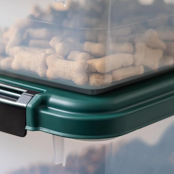 IRIS USA Remington Dog Food Storage Container, 30 lbs, 11 lbs, Airtight, Stackable, Wheels, Food Storage, Treat Box, 2-Cup Scoop