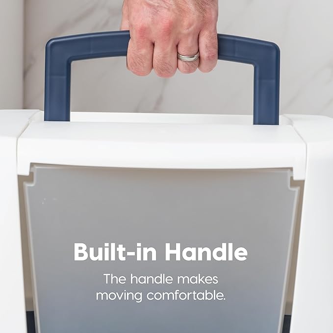 IRIS USA Large Cat Litter Box with Front Door Flap, Covered Enclosed Litter Box Enclosure with Scoop, Handle & Buckles for Portability & Privacy, Hidden Litter Pan, Navy/White