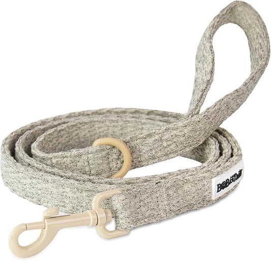 5 FT Stylish Dog Leash, Soft Dog Leashes with Comfortable Padded Handle, Metal Carabiner Clip, Strong No Pull Pet Leash for Small Medium Dogs for Walking, Shopping and Running